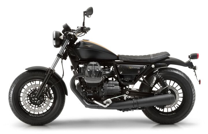 2015 EICMA: Moto Guzzi V9 Bobber and Roamer