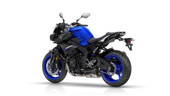 17 Yamaha Mt 10 And Mt 10 Sp Preview