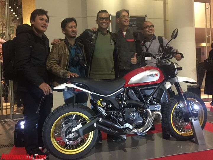 17 Ducati Scrambler Desert Sled Preview