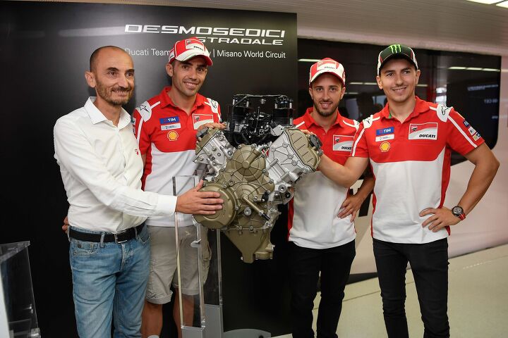 090717 ducati panigale v4 010 Unveiling Desmosedici Stradale V4 engine Claudio Domenicali 120x80