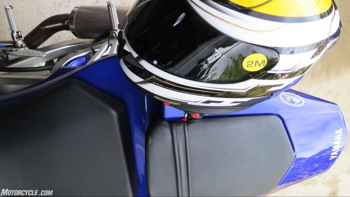 shoei helmet lock