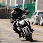 2020 KTM 200 Duke Review