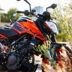 2020 KTM 200 Duke Review