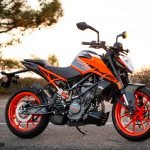 2020 KTM 200 Duke Review