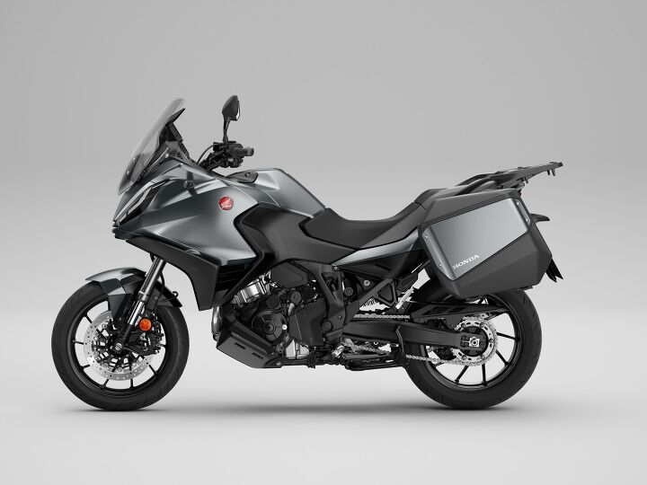 2022 HONDA NT1100 - Motorcycle.com