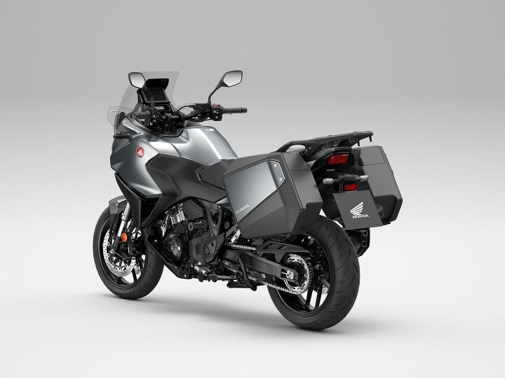 2022 HONDA NT1100 - Motorcycle.com