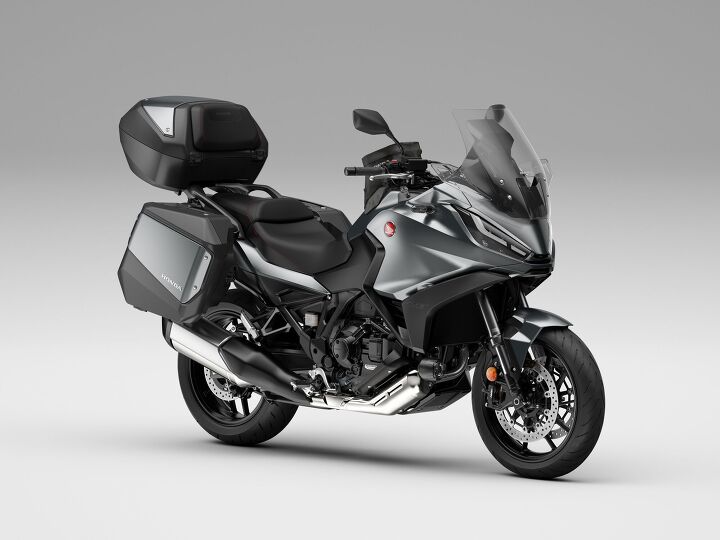 2022 HONDA NT1100 - Motorcycle.com