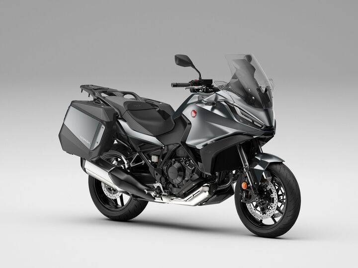 2022 HONDA NT1100 - Motorcycle.com