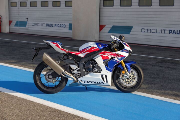 22YM HONDA CBR1000RR-R FIREBLADE SP 30TH ANNIVERSARY - Motorcycle.com